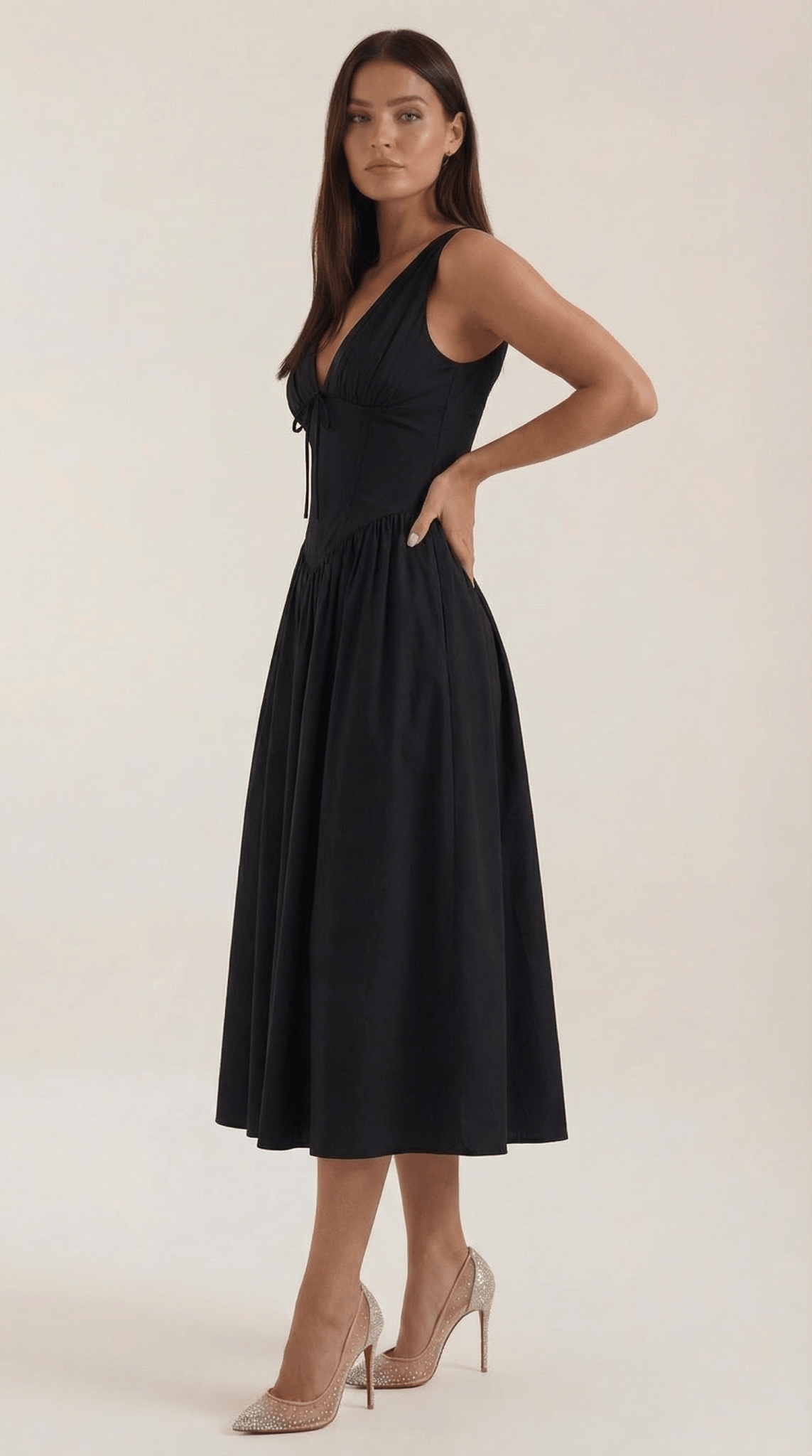 Sukienka midi dekolt V – dopasowana góra, marszczony dół - Arkadya Outlet - Women Midi Dress