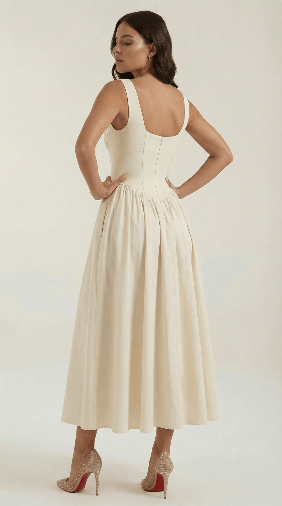 Sukienka midi dekolt V – dopasowana góra, marszczony dół - Arkadya Outlet - Women Midi Dress