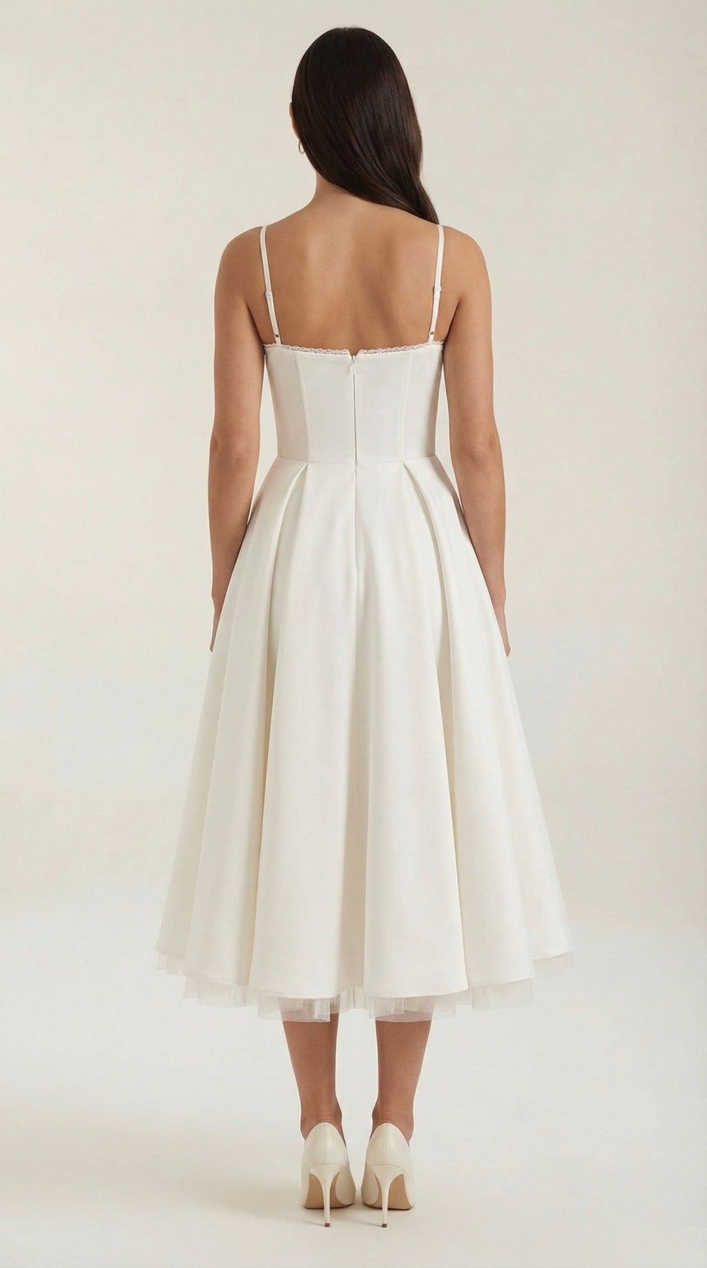 Sukienka midi dekolt w serce – cienkie ramiączka - Arkadya Outlet - Women Midi Dress