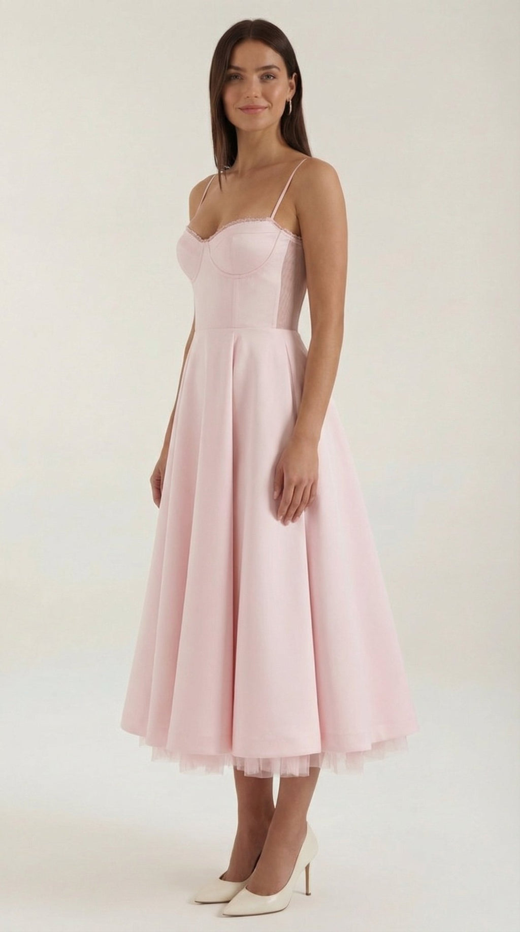 Sukienka midi dekolt w serce – cienkie ramiączka - Arkadya Outlet - Women Midi Dress