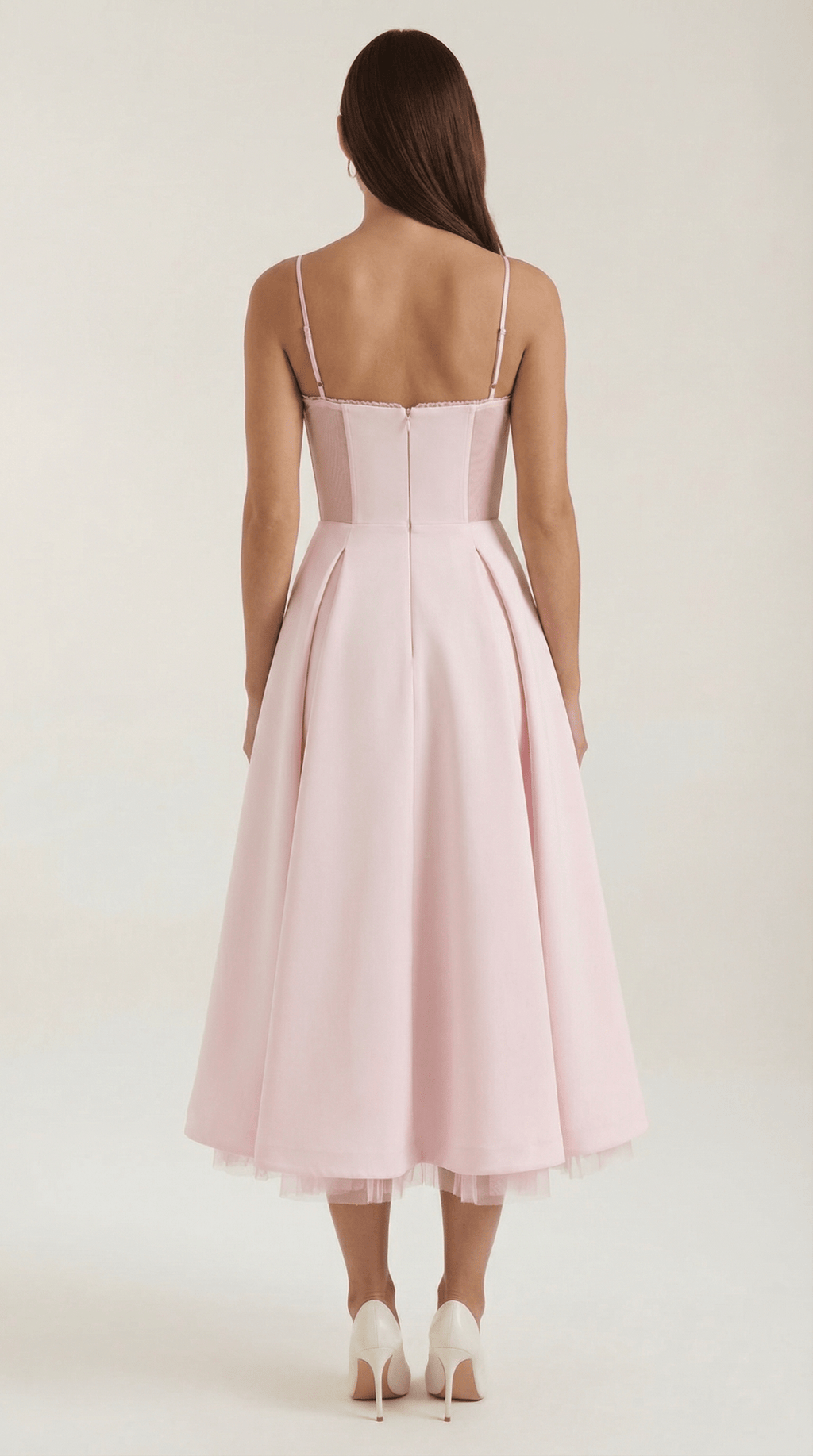 Sukienka midi dekolt w serce – cienkie ramiączka - Arkadya Outlet - Women Midi Dress