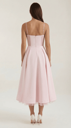 Sukienka midi dekolt w serce – cienkie ramiączka - Arkadya Outlet - Women Midi Dress