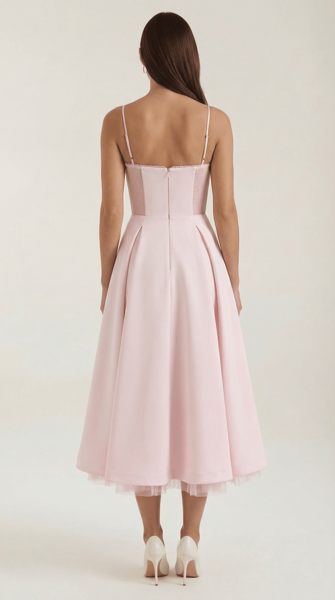 Sukienka midi dekolt w serce – cienkie ramiączka - Arkadya Outlet - Women Midi Dress