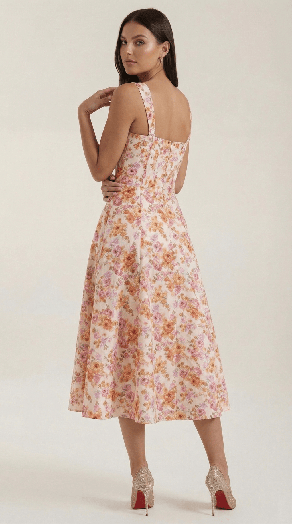 Sukienka midi dekolt w serce – krój A, rozcięcie boczne - Arkadya Outlet - Women Midi Dress