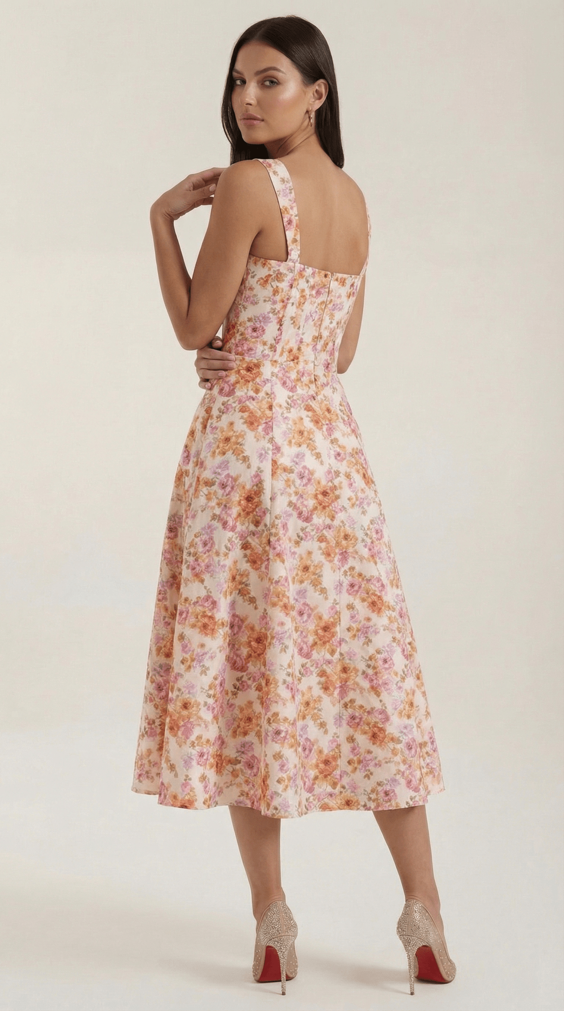 Sukienka midi dekolt w serce – krój A, rozcięcie boczne - Arkadya Outlet - Women Midi Dress