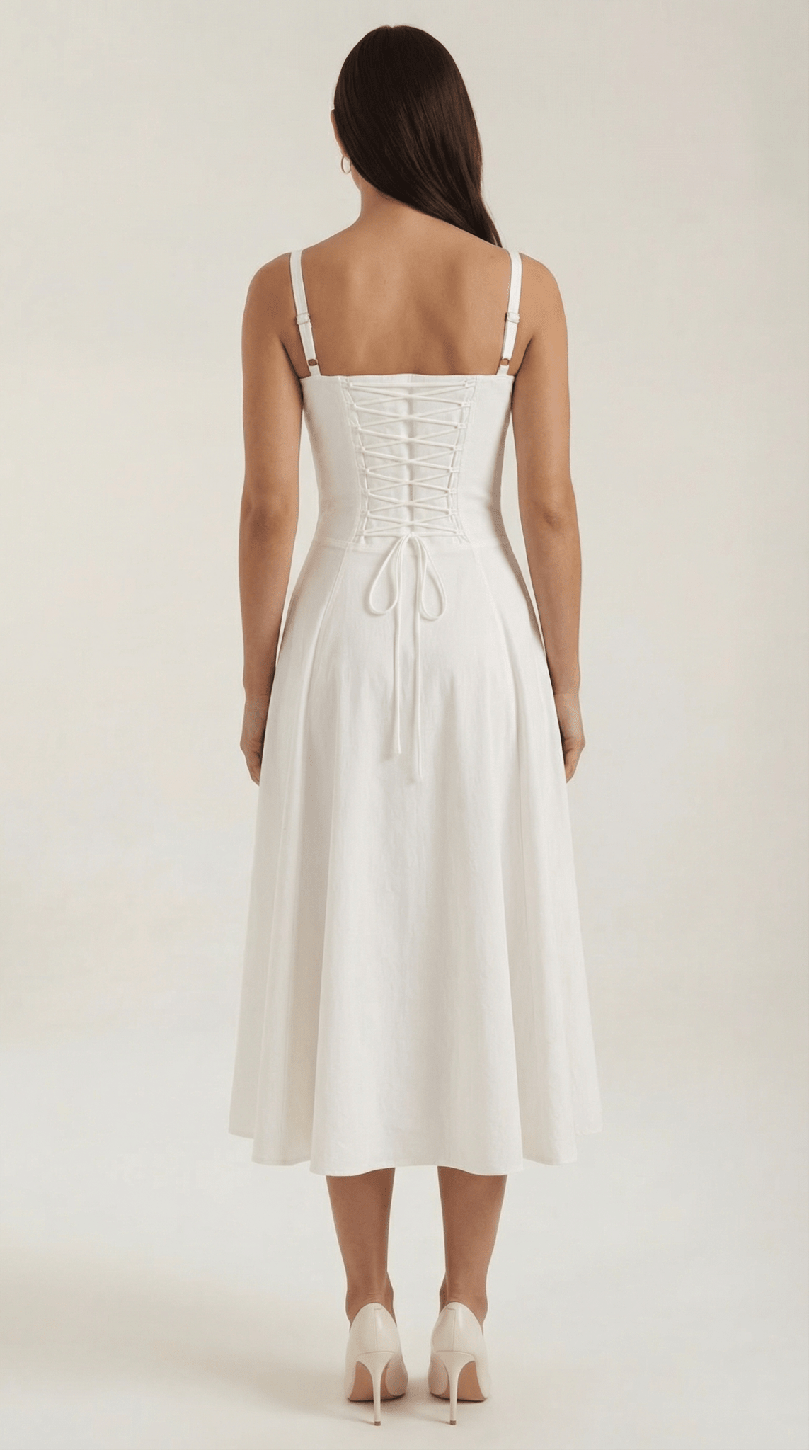 Sukienka midi dekolt w serce – krój A, wiązanie - Arkadya Outlet - Women Midi Dress