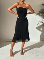 Sukienka midi dopasowana bez ramiączek - Arkadya Outlet - Women Midi Dress