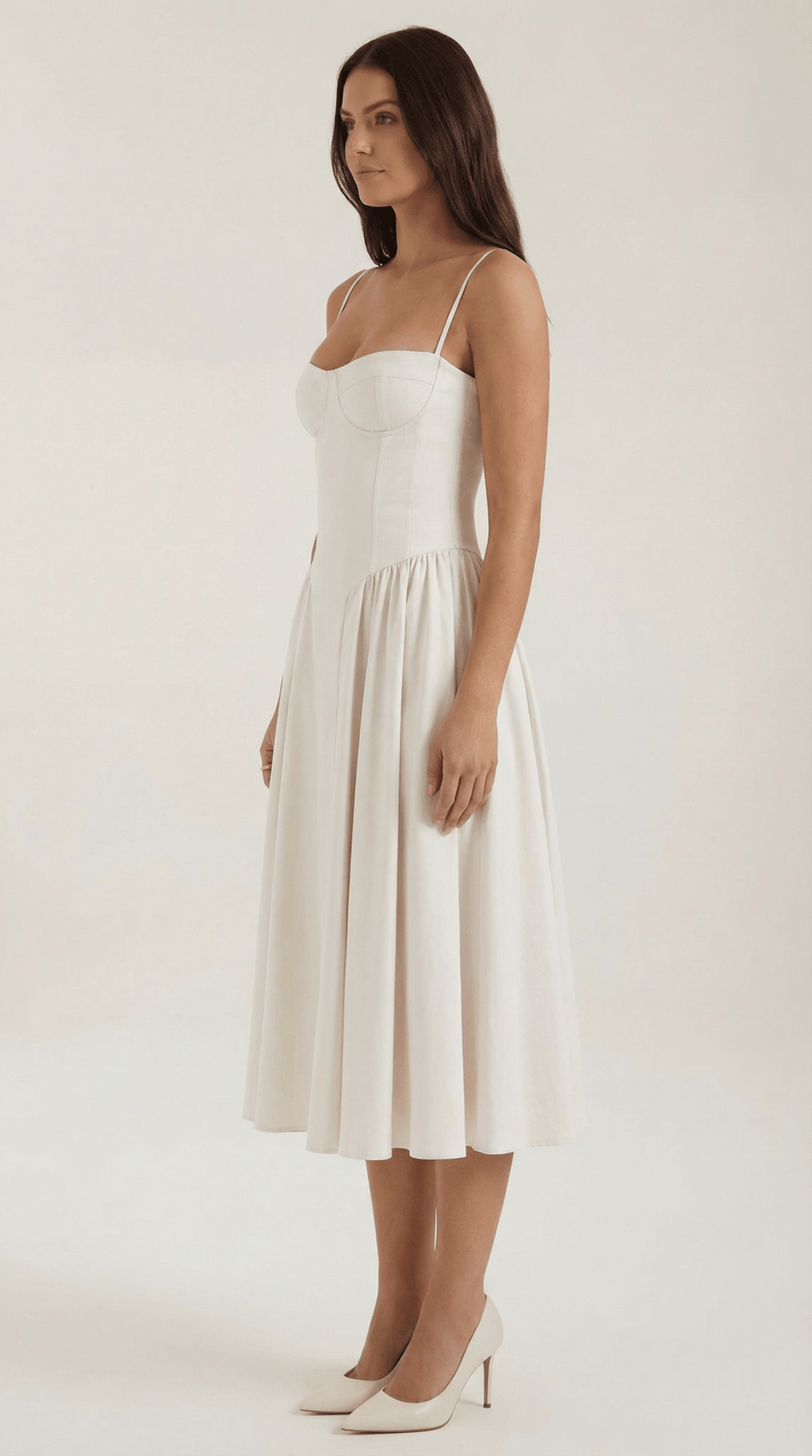 Sukienka midi gorsetowa – dekolt w serce, ramiączka - Arkadya Outlet - Women Midi Dress