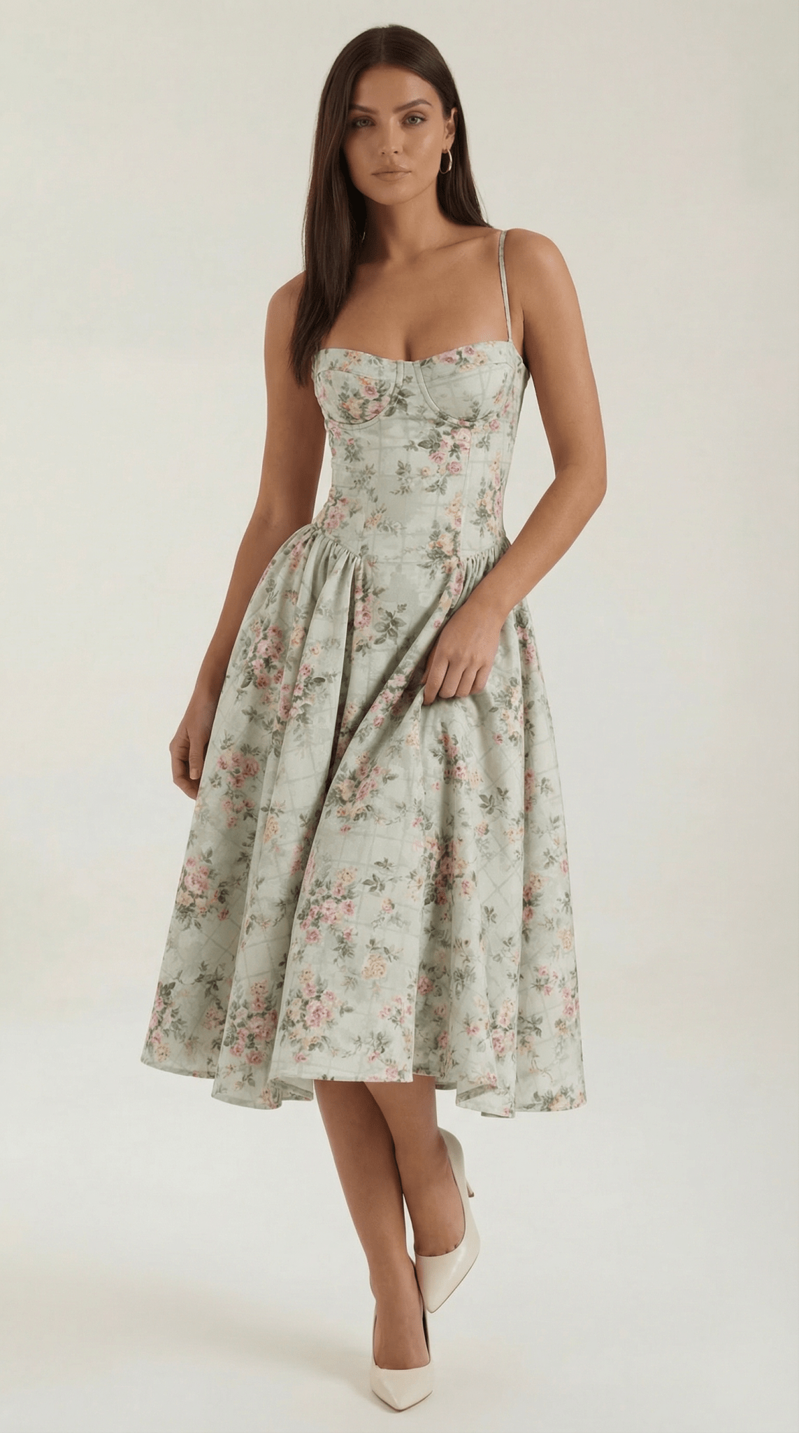 Sukienka midi gorsetowa – dekolt w serce, ramiączka - Arkadya Outlet - Women Midi Dress