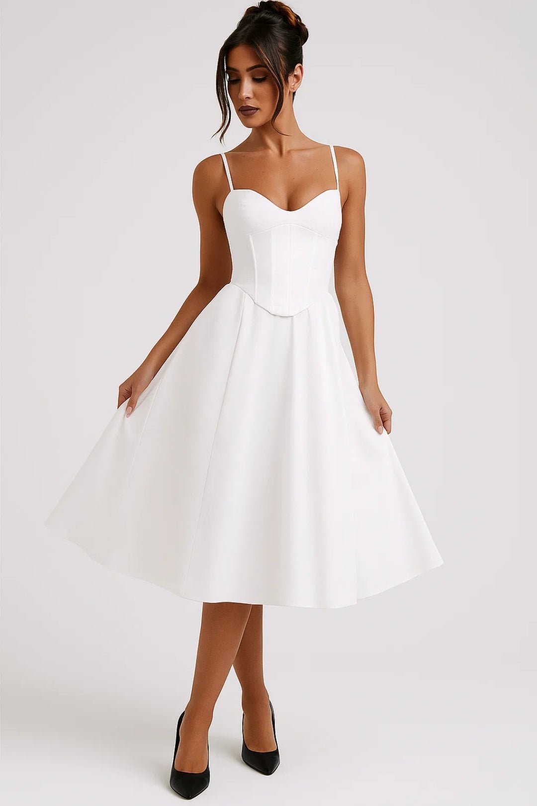 Sukienka midi na ramiączkach rozkloszowana - Arkadya Outlet - Women Midi Dress