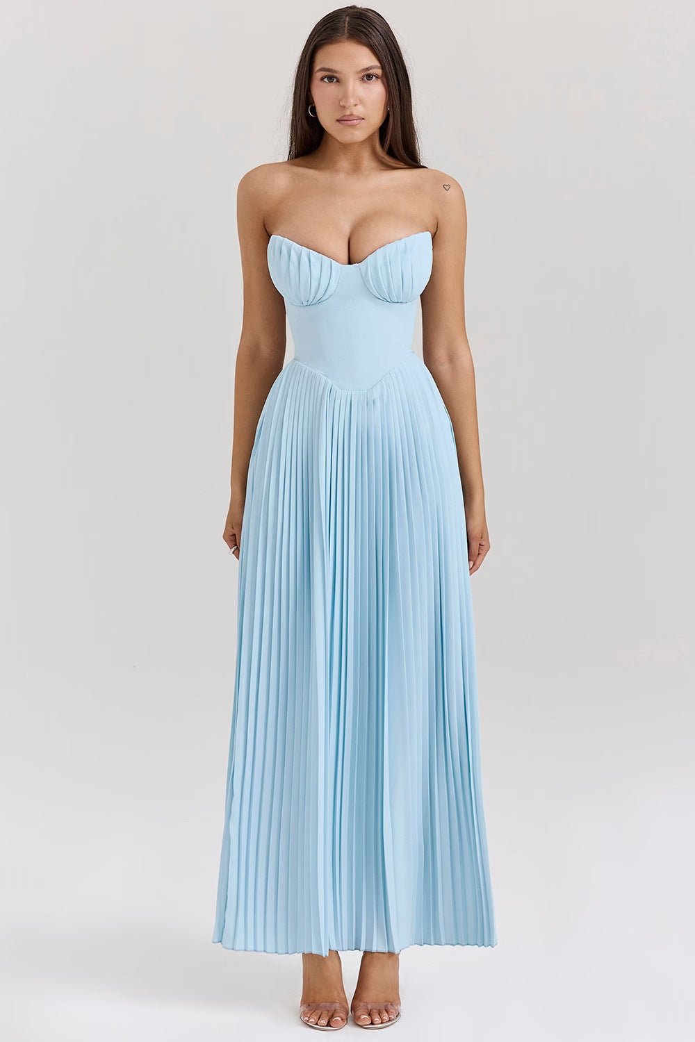 Sukienka midi plisowana bez ramiączek - Arkadya Outlet - Women Midi Dress
