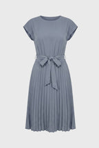 Sukienka midi plisowana z paskiem - Arkadya Outlet - Women Midi Dress
