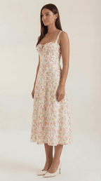 Sukienka midi z dekoltem w serce – wiązanie, rozkloszowany dół - Arkadya Outlet - Women Midi Dress