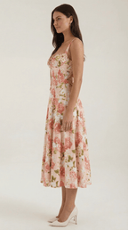 Sukienka midi z dekoltem w serce – wiązanie, rozkloszowany dół - Arkadya Outlet - Women Midi Dress