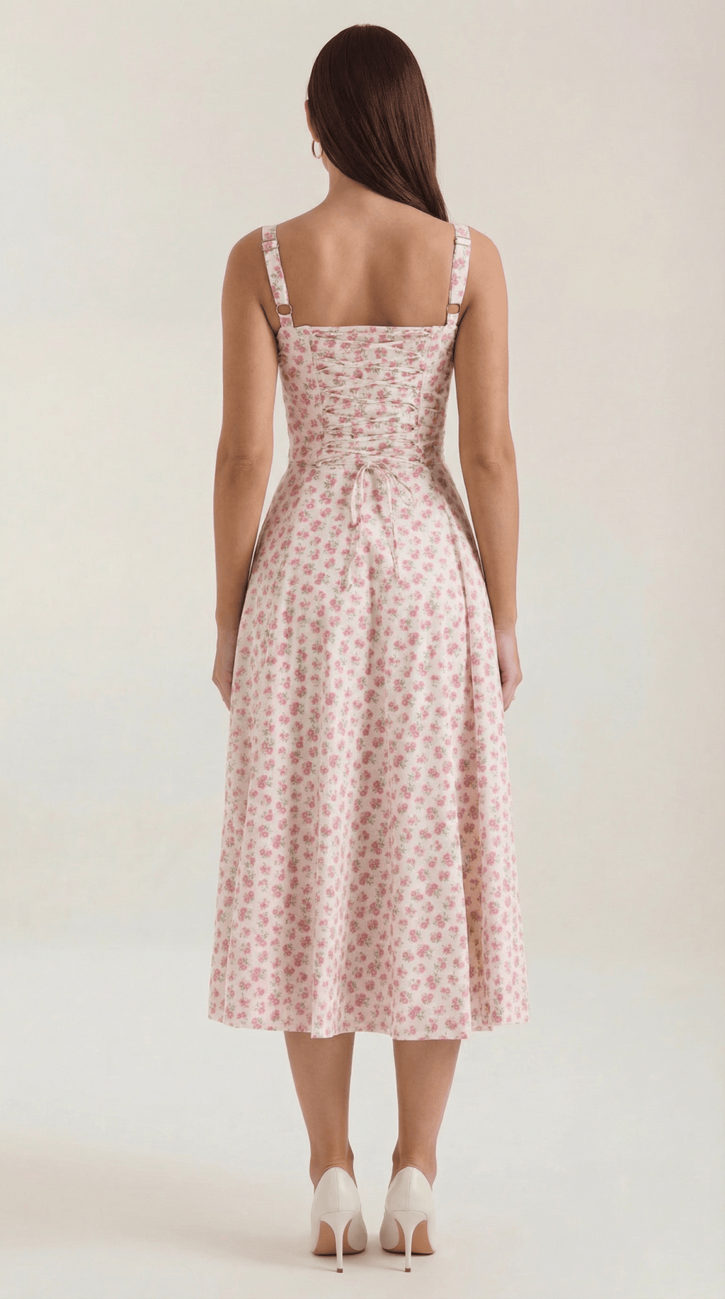 Sukienka midi z dekoltem w serce – wiązanie, rozkloszowany dół - Arkadya Outlet - Women Midi Dress