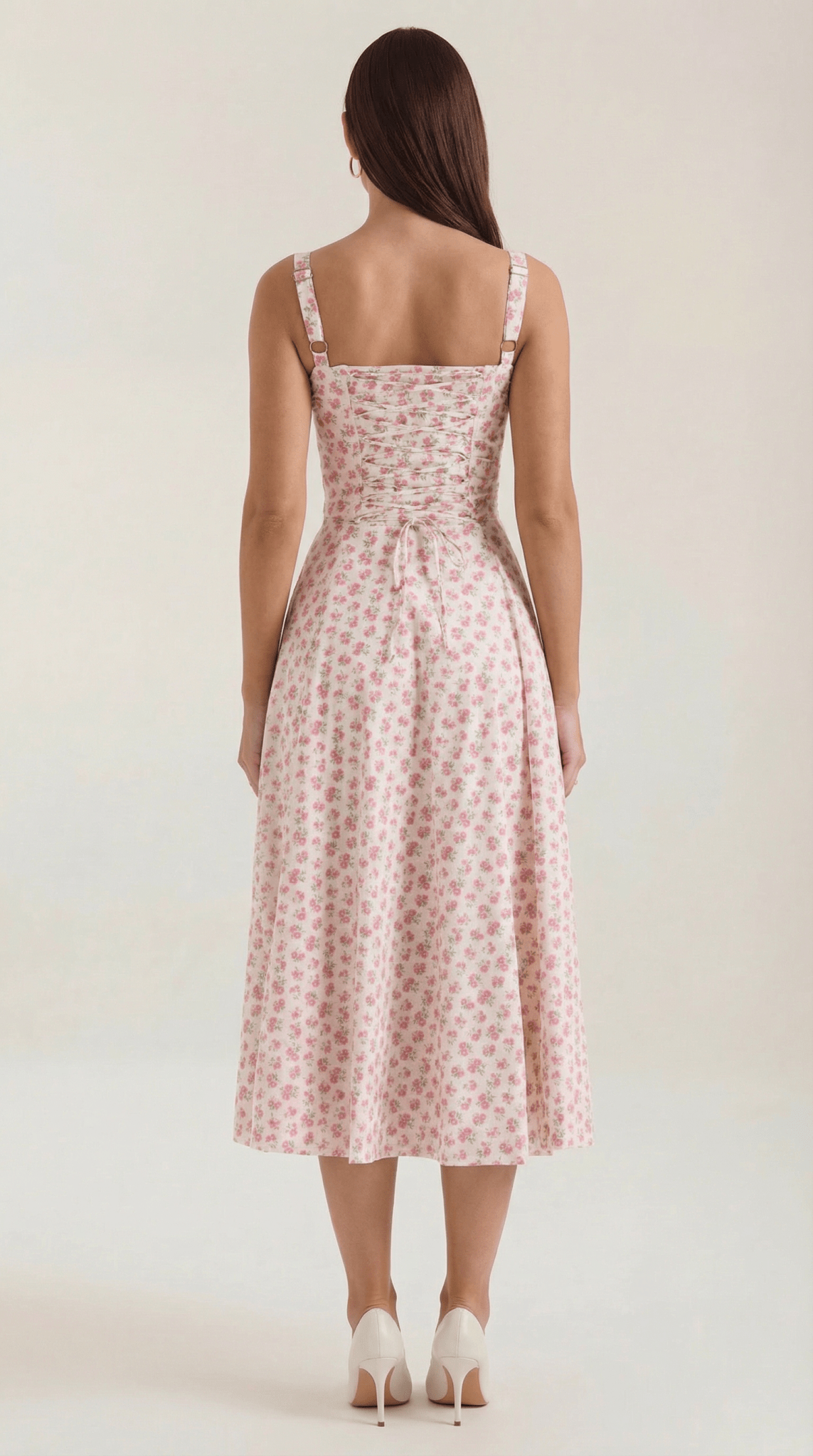 Sukienka midi z dekoltem w serce – wiązanie, rozkloszowany dół - Arkadya Outlet - Women Midi Dress
