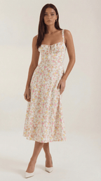 Sukienka midi z dekoltem w serce – wiązanie, rozkloszowany dół - Arkadya Outlet - Women Midi Dress