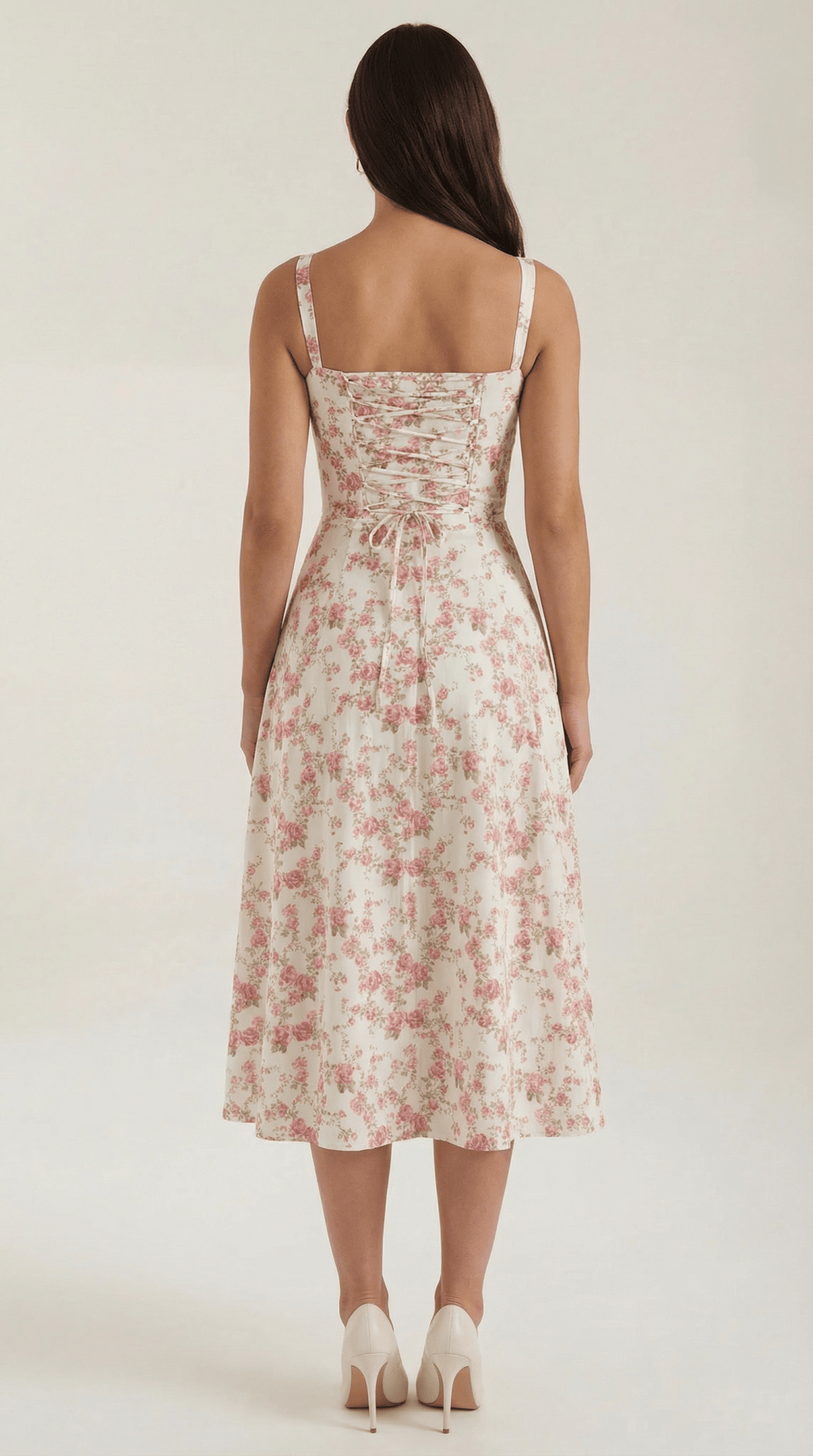 Sukienka midi z dekoltem w serce – wiązanie z przodu - Arkadya Outlet - Women Midi Dress