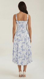 Sukienka midi z dekoltem w serce – wiązanie z przodu - Arkadya Outlet - Women Midi Dress