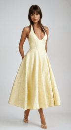 Sukienka midi żakardowa halter z gorsetem - Arkadya Outlet - Women Midi Dress