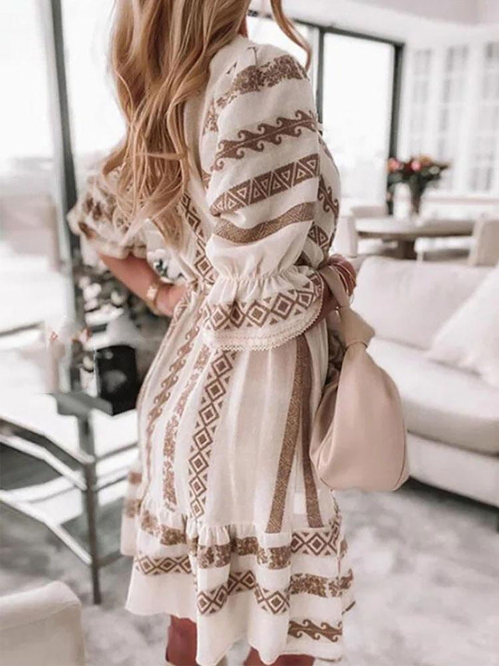 Sukienka mini bez rękawów wkładana - Arkadya Outlet - Women Mini Dress
