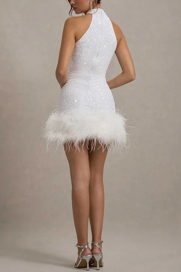Sukienka mini damska cekinowa z dekoltem halter – bez rękawów, wiązanie przy szyi - Arkadya Outlet - Women Mini Dress