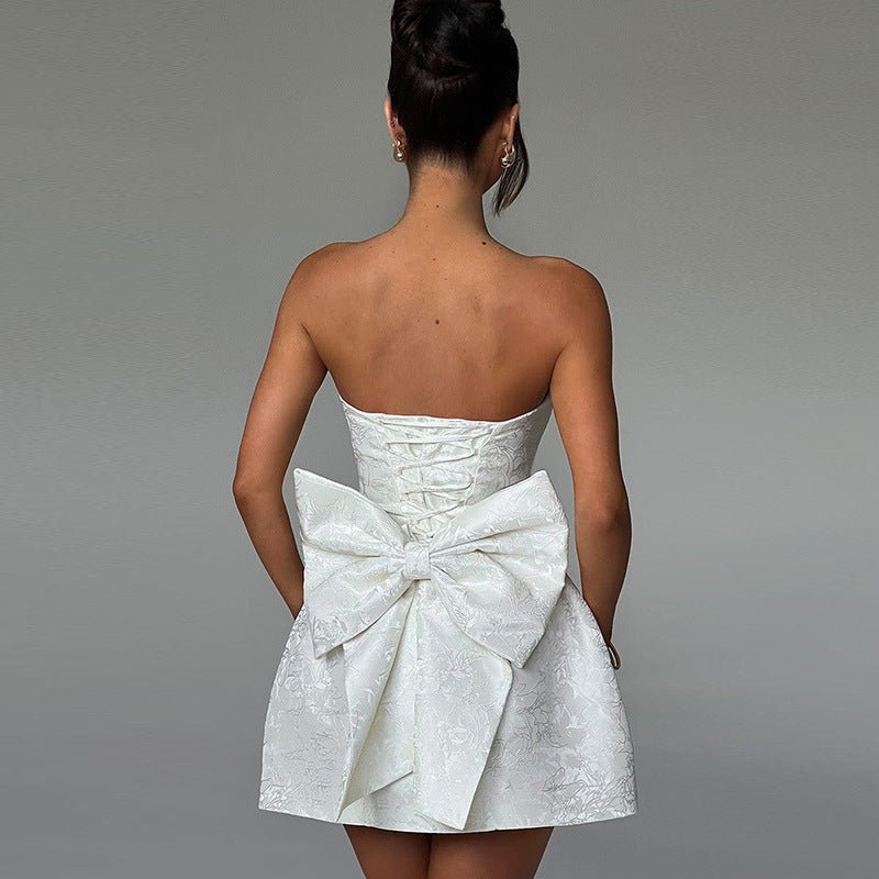 Sukienka mini damska – odkryte ramiona, zamek - Arkadya Outlet - Women Mini Dress
