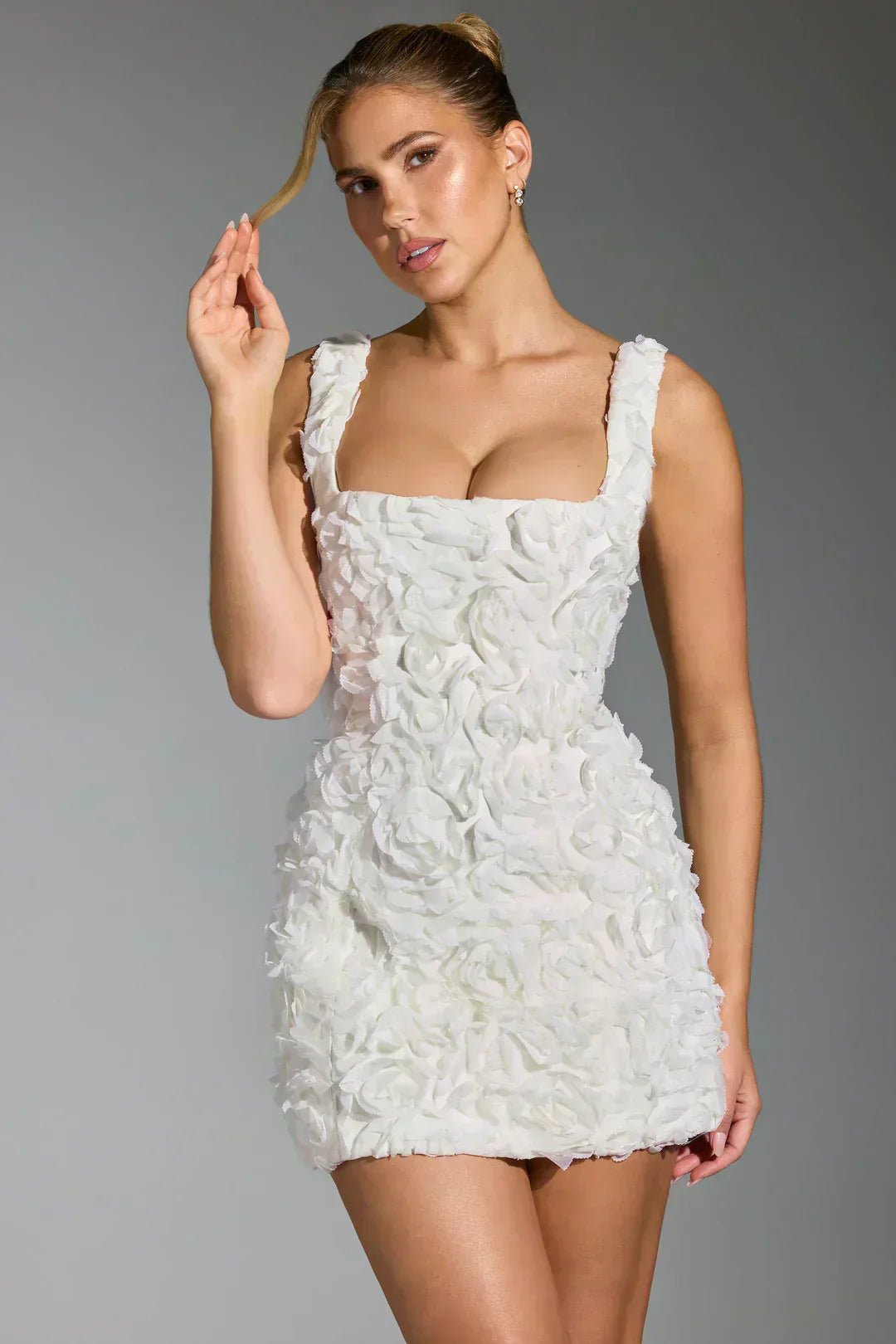 Sukienka mini gorsetowa w kwiaty - Arkadya Outlet - Women Mini Dress