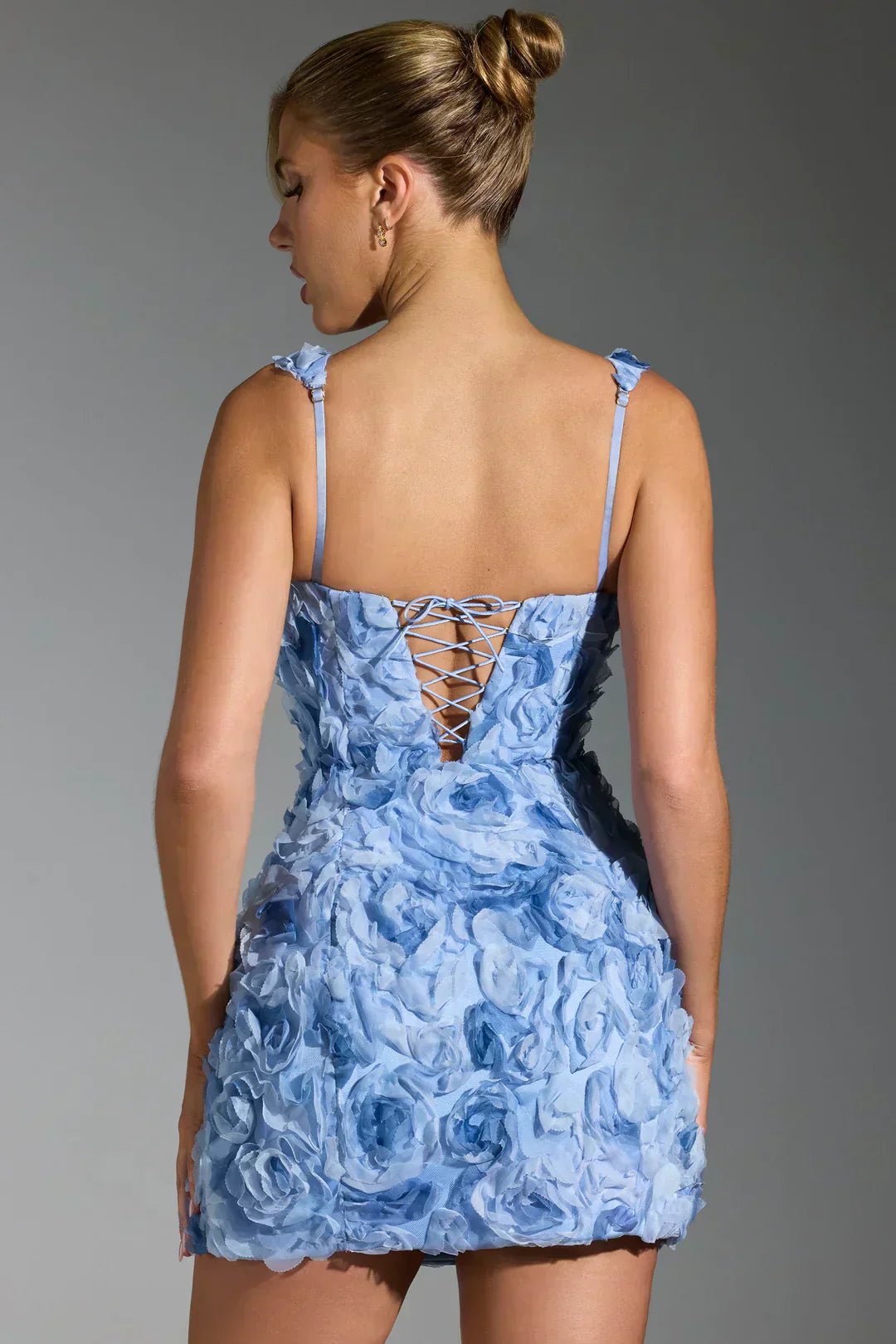 Sukienka mini gorsetowa w kwiaty - Arkadya Outlet - Women Mini Dress