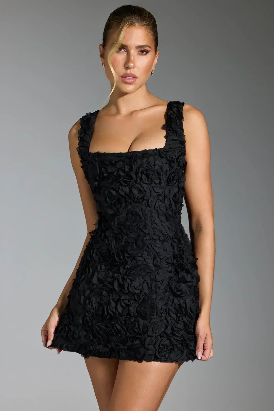 Sukienka mini gorsetowa w kwiaty - Arkadya Outlet - Women Mini Dress