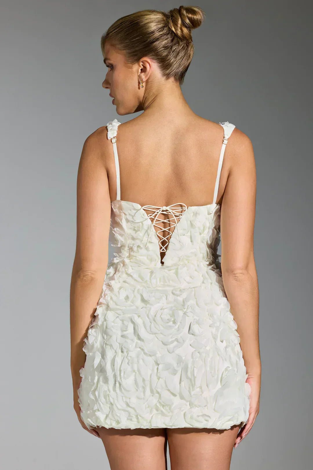 Sukienka mini gorsetowa w kwiaty - Arkadya Outlet - Women Mini Dress