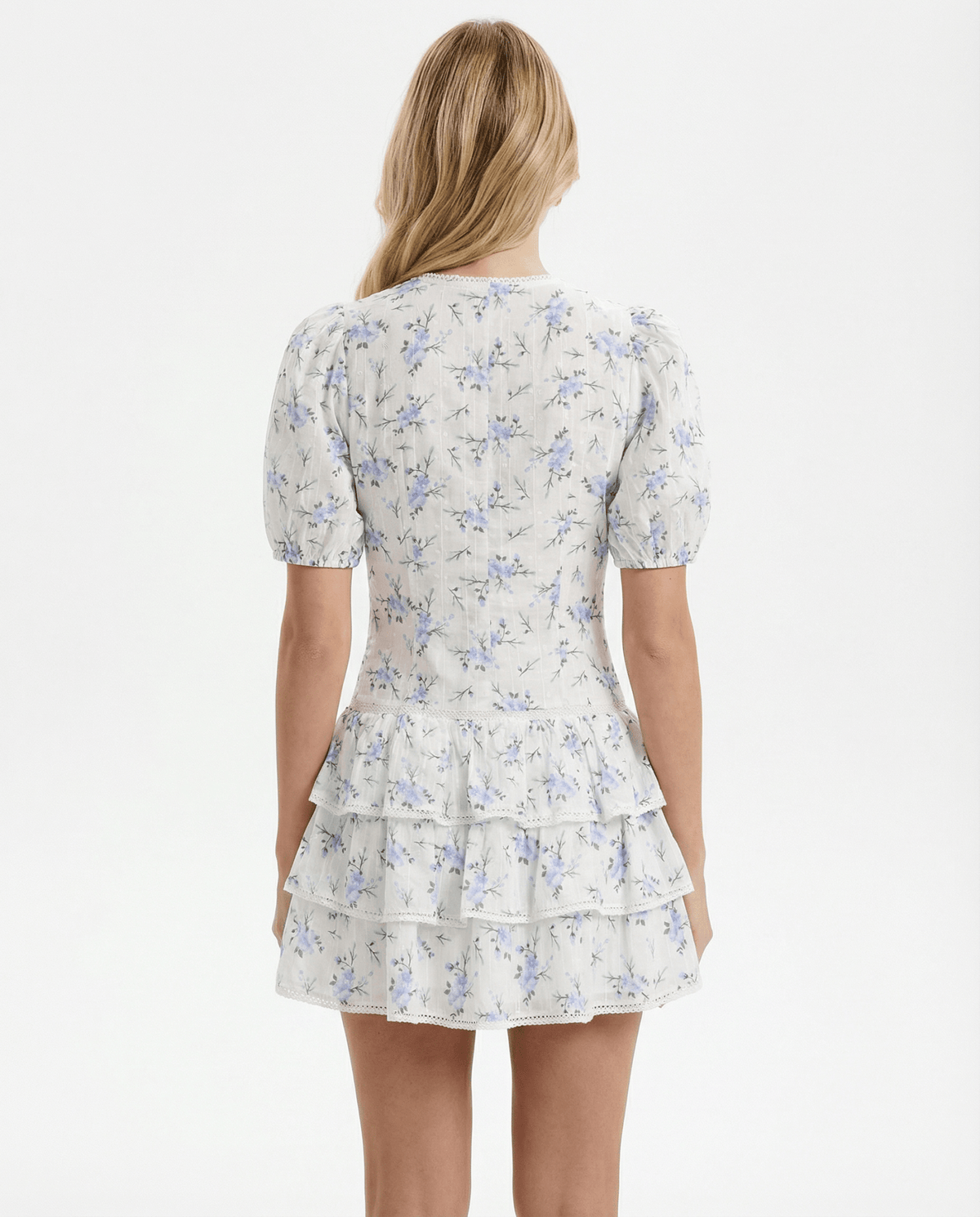 Sukienka mini z dekoltem w serek – konstrukcyjna forma - Arkadya Outlet - Women Mini Dress