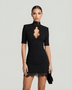 Sukienka mini z wysokim kołnierzem - Arkadya Outlet - Women Mini Dress