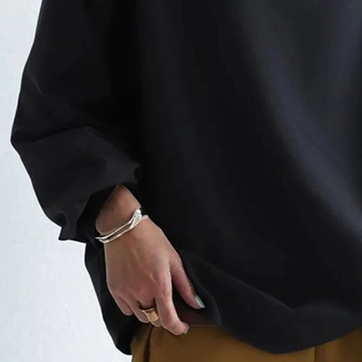 Sweter Damski | Dopasowany krój z golfem i długim rękawem - Arkadya Outlet - Sweaters