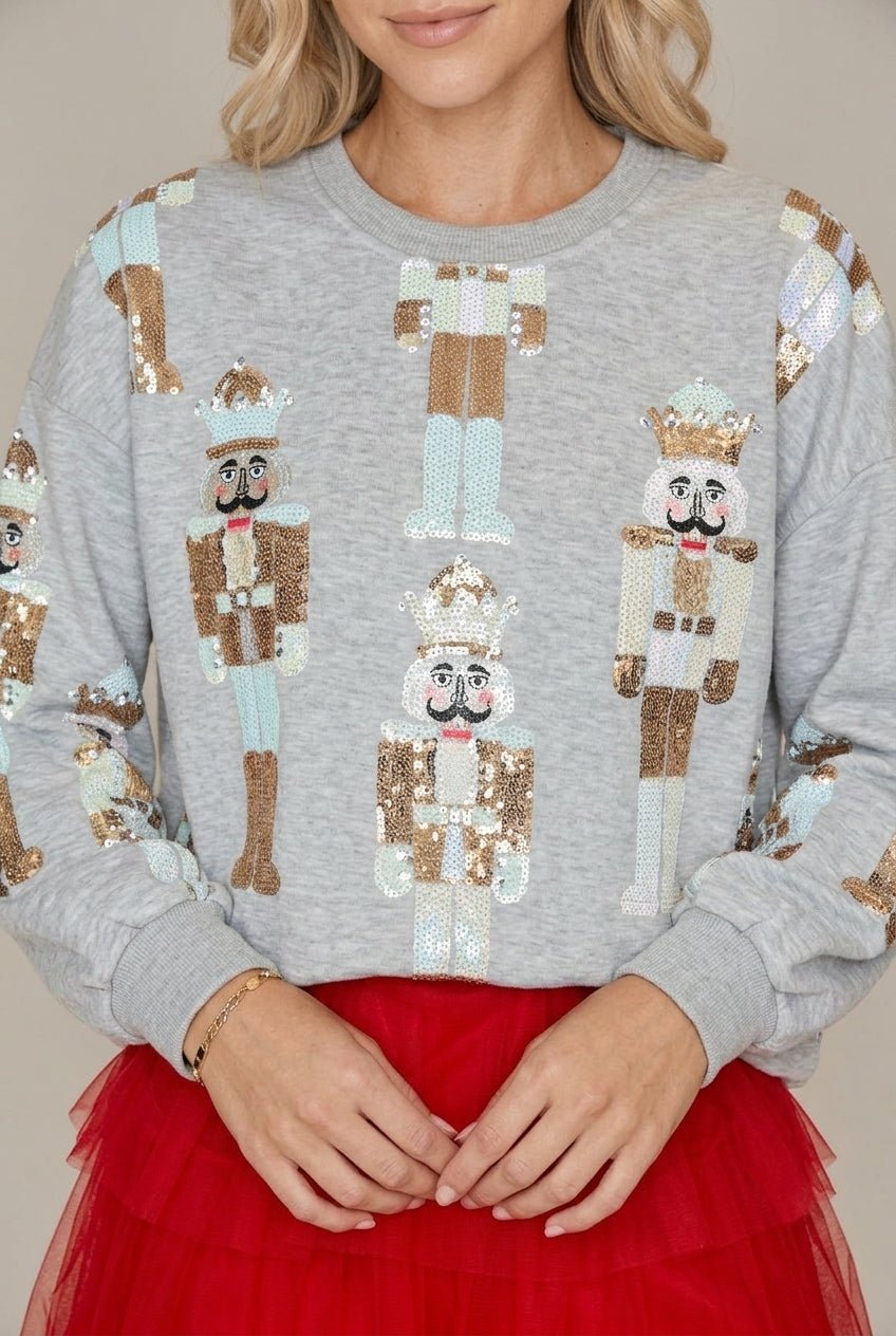 Sweter Damski | Krój Relaxed z Aplikacjami i Dekoltem V - Arkadya Outlet - Sweaters