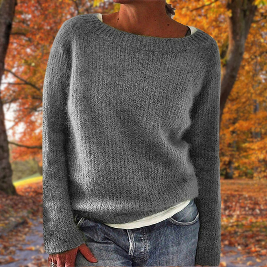 Sweter Damski | Luźny krój z dekoltem łódkowym i długim rękawem - Arkadya Outlet - Sweaters