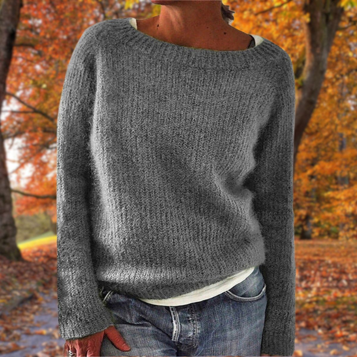 Sweter Damski | Luźny krój z dekoltem łódkowym i długim rękawem - Arkadya Outlet - Sweaters