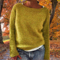 Sweter Damski | Luźny krój z dekoltem łódkowym i długim rękawem - Arkadya Outlet - Sweaters