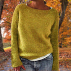 Sweter Damski | Luźny krój z dekoltem łódkowym i długim rękawem - Arkadya Outlet - Sweaters