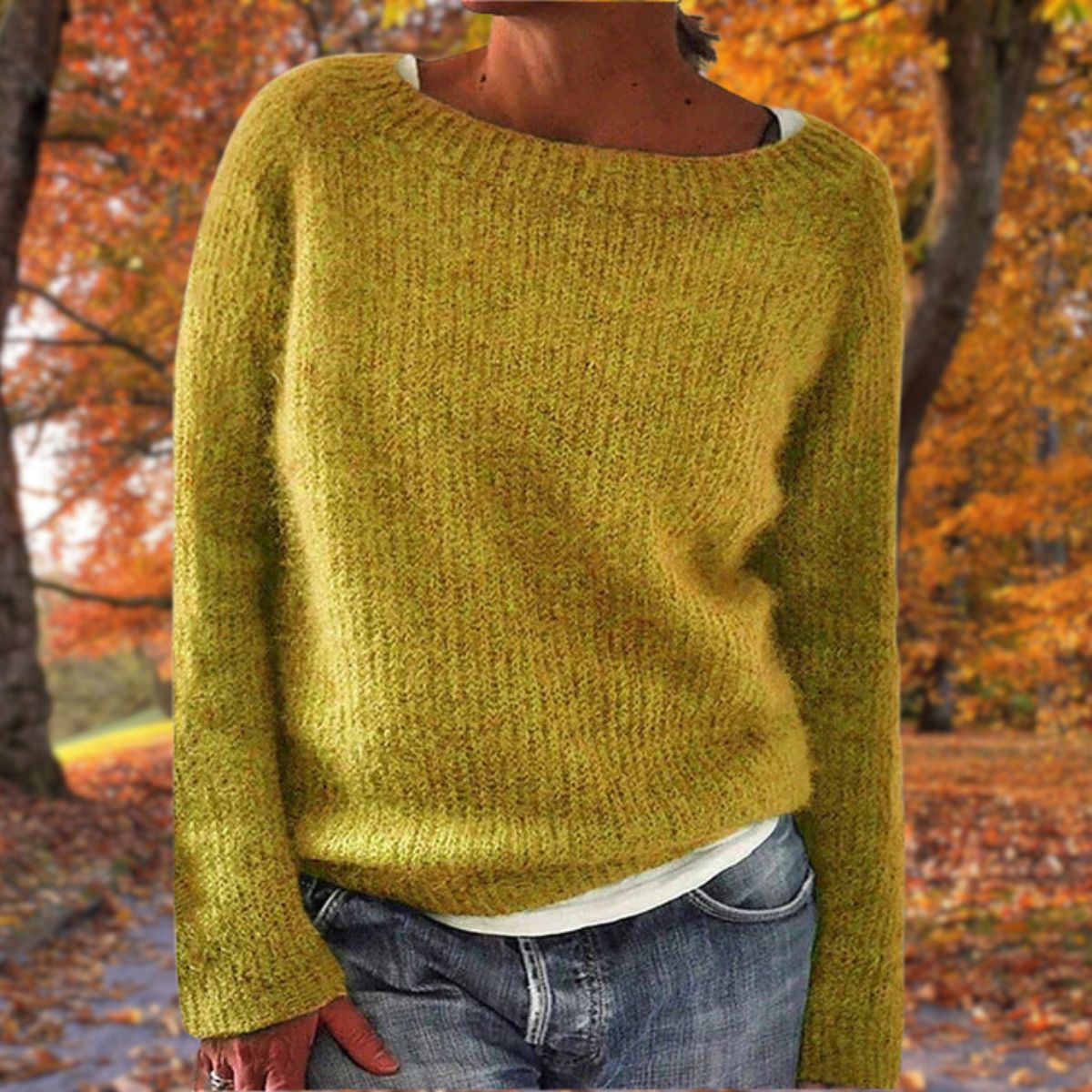Sweter Damski | Luźny krój z dekoltem łódkowym i długim rękawem - Arkadya Outlet - Sweaters