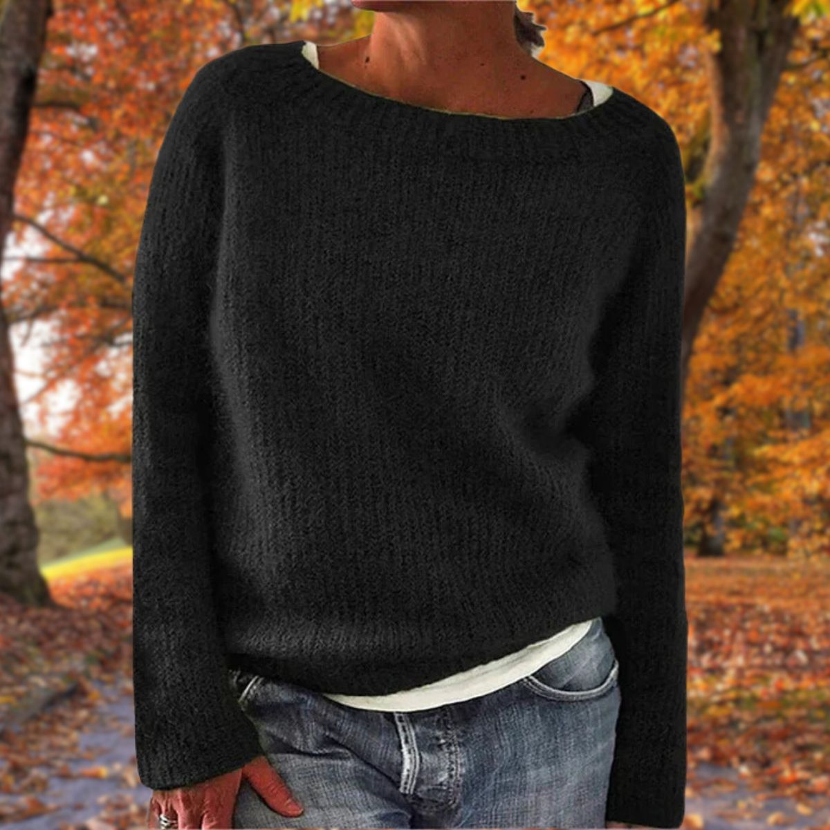 Sweter Damski | Luźny krój z dekoltem łódkowym i długim rękawem - Arkadya Outlet - Sweaters