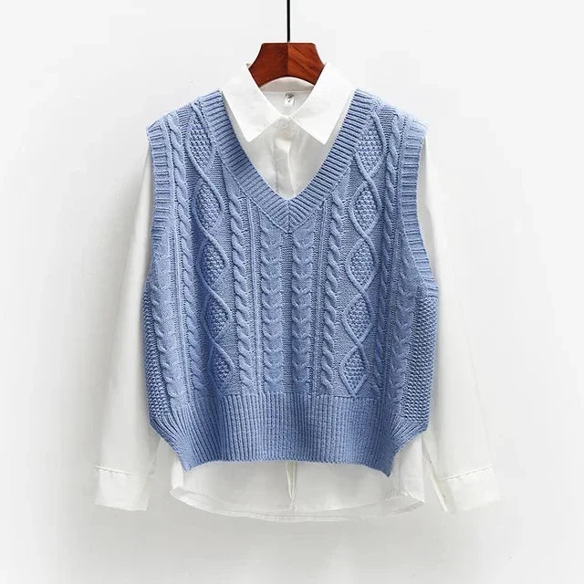 Sweter Damski | Luźny Krój z Dekoltem V i Splotem Warkoczowym - Arkadya Outlet - Sweaters