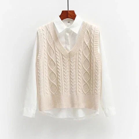 Sweter Damski | Luźny Krój z Dekoltem V i Splotem Warkoczowym - Arkadya Outlet - Sweaters