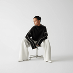 Sweter Damski | Luźny krój z detalem na rękawach - Arkadya Outlet - Sweaters