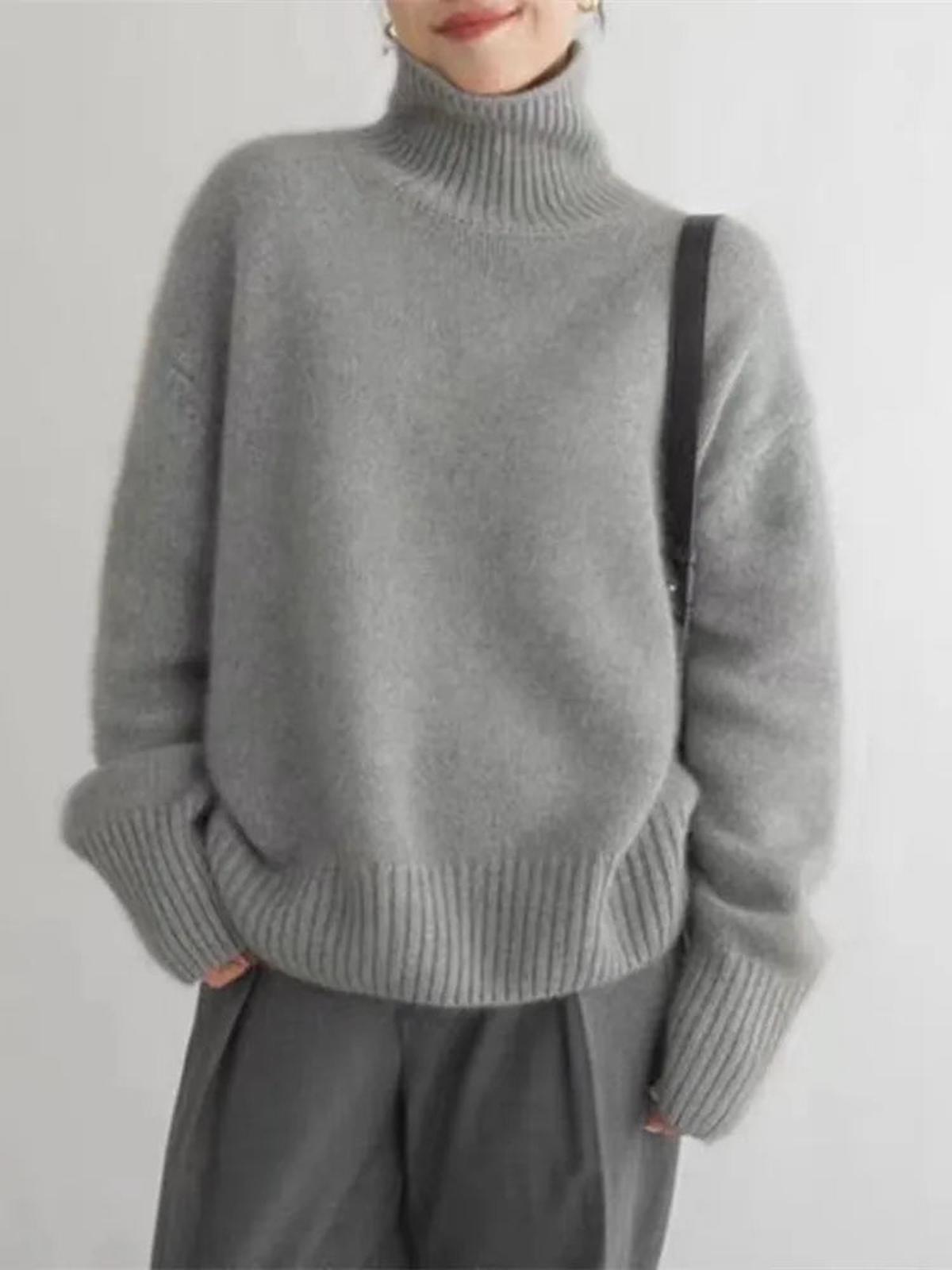 Sweter Damski | Luźny krój z golfem i ściągaczami na mankietach - Arkadya Outlet - Sweaters