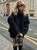 Sweter Damski | Luźny Krój z Szerokim Dzianinowym Kołnierzem - Arkadya Outlet - Sweaters