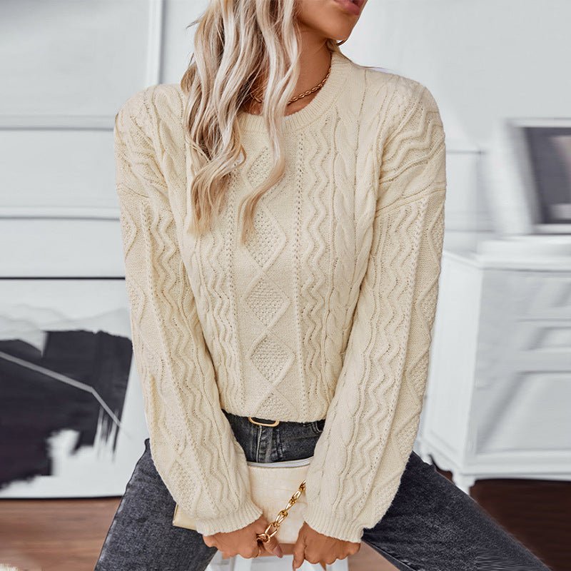 Sweter damski oversize z długim rękawem – luźny krój, zakładany przez głowę - Arkadya Outlet - Women Sweater