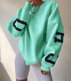 Sweter Damski | Oversizowy Krój z Długim Rękawem na Co Dzień - Arkadya Outlet - Sweaters