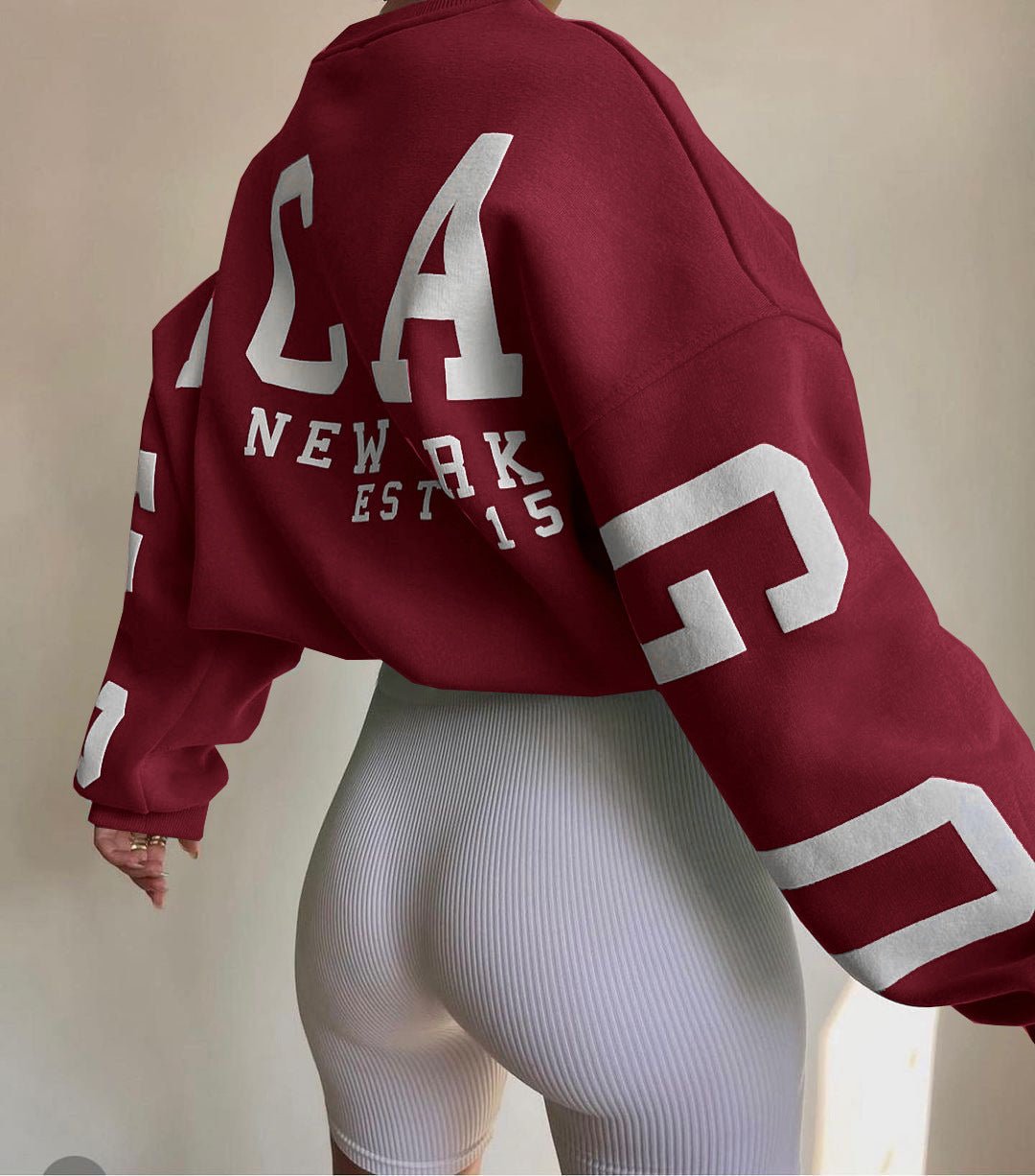 Sweter Damski | Oversizowy Krój z Długim Rękawem na Co Dzień - Arkadya Outlet - Sweaters