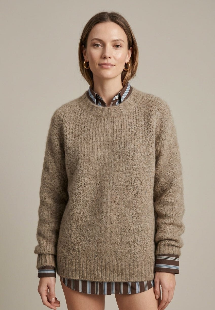 Sweter Damski | Prążkowany krój z dekoltem w serek i luźnym krojem - Arkadya Outlet - Sweaters